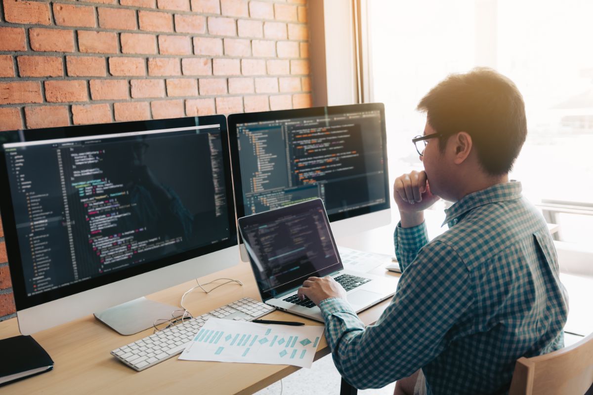 Unreal Engine C++ Developer: Learn C++ and Make Video Games (Udemy)
